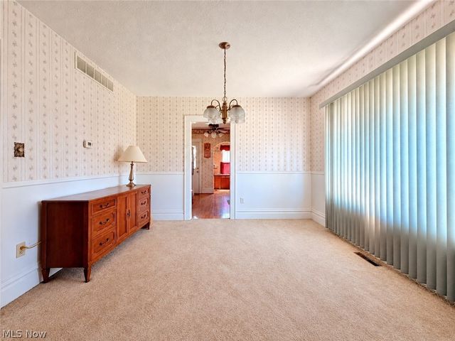 715 Pomeroy Pike, Belpre, OH 45714