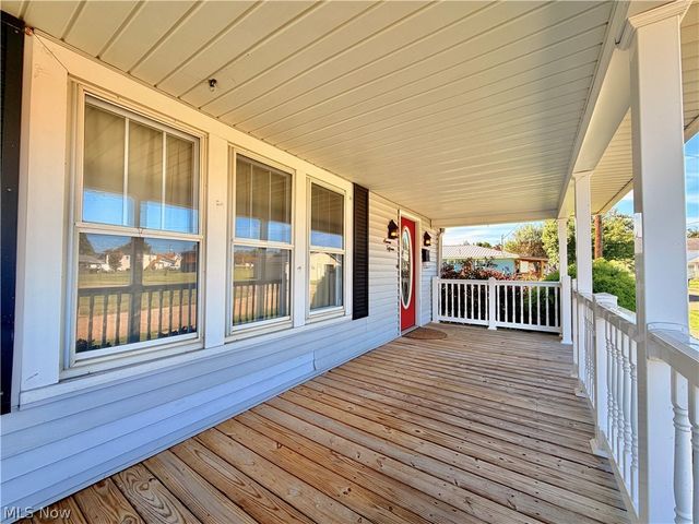 715 Pomeroy Pike, Belpre, OH 45714