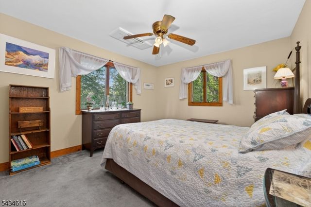 616 Woodglen Rd, Lebanon Twp., NJ 08826