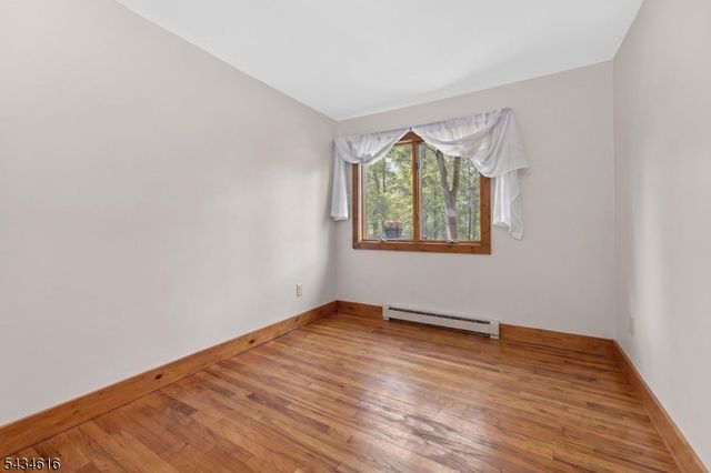 616 Woodglen Rd, Lebanon Twp., NJ 08826