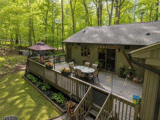616 Woodglen Rd, Lebanon Twp., NJ 08826