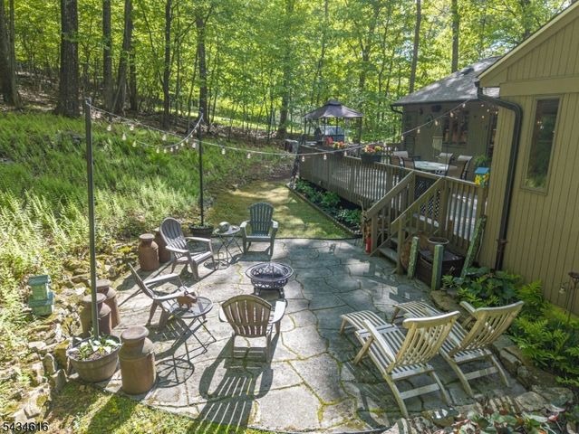 616 Woodglen Rd, Lebanon Twp., NJ 08826