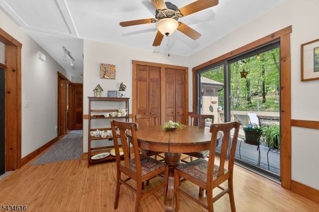 616 Woodglen Rd, Lebanon Twp., NJ 08826