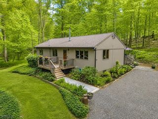 616 Woodglen Rd, Lebanon Twp., NJ 08826