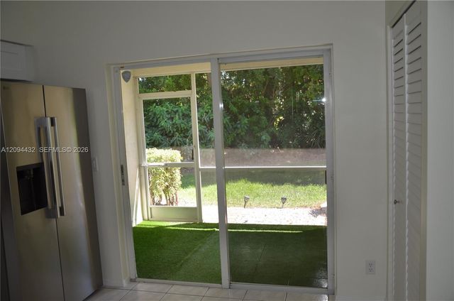 130 SW 96th Avenue 12-2, Plantation, FL 33324