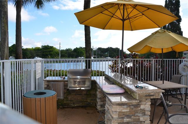 130 SW 96th Avenue 12-2, Plantation, FL 33324