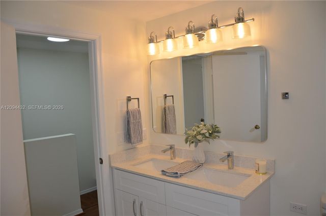130 SW 96th Avenue 12-2, Plantation, FL 33324