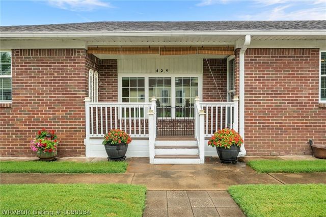624 Locke Street, Alma, AR 72921