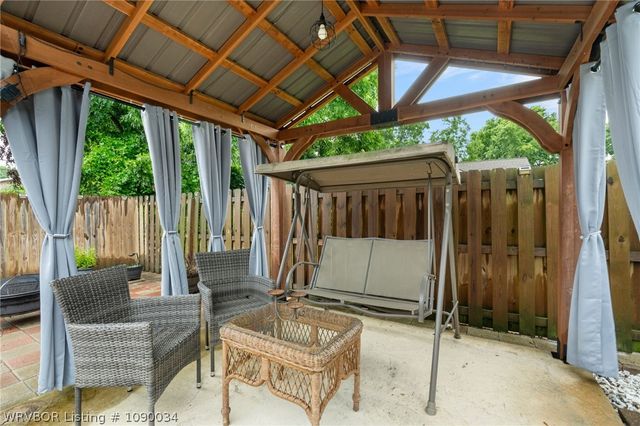 624 Locke Street, Alma, AR 72921