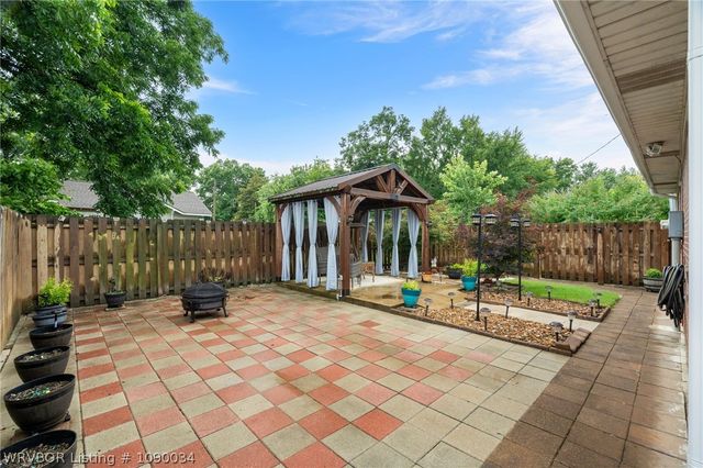 624 Locke Street, Alma, AR 72921