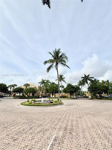 8030 N Nob Hill Road 105, Tamarac, FL 33321