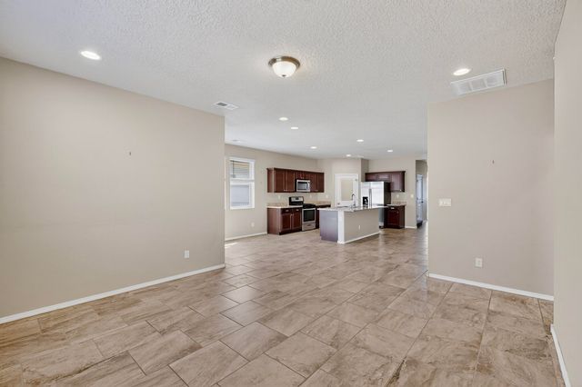 4141 Skyline Loop NE, Rio Rancho, NM 87144