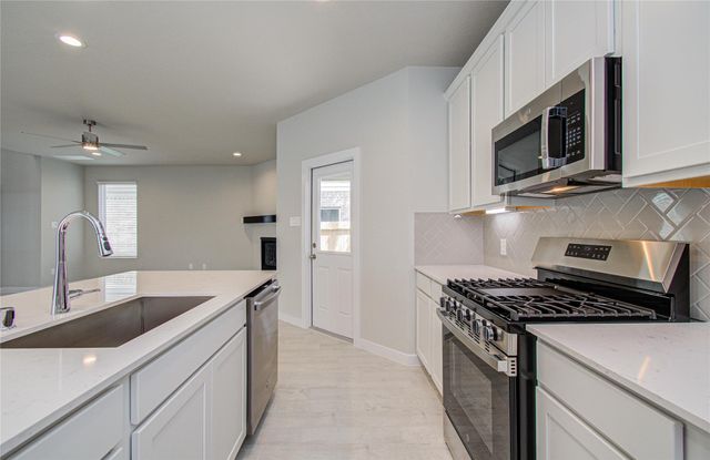 15723 Telge Ridge Ln, Cypress, TX 77429