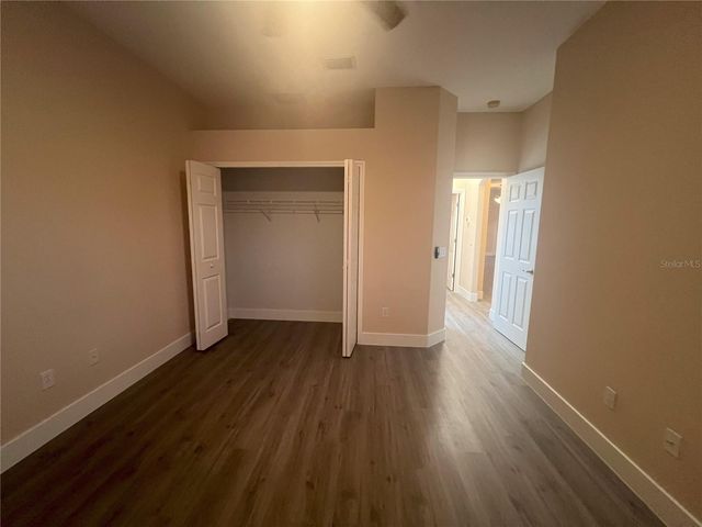 1066 WHITEGATE COURT, Sarasota, FL 34232