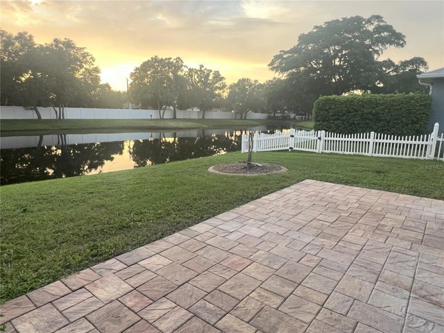 1066 WHITEGATE COURT, Sarasota, FL 34232