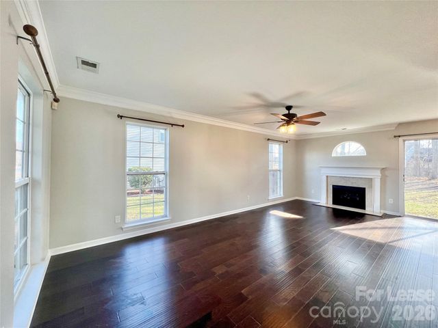 4010 Suttle Place, Matthews, NC 28104