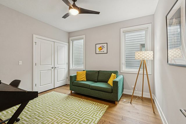 1120 Pitner Avenue, Evanston, IL 60202