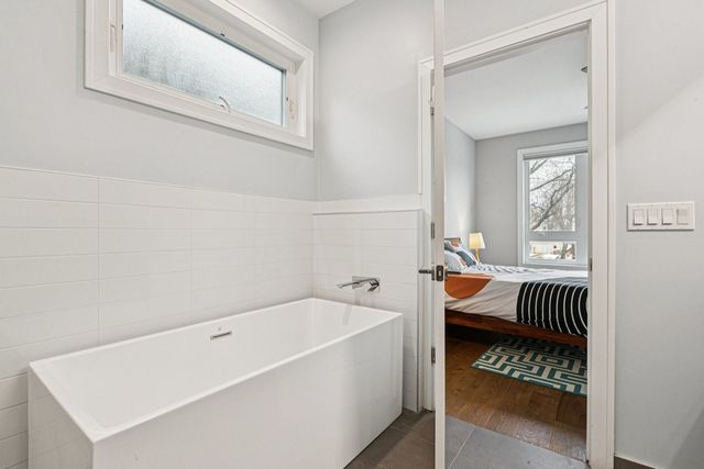 1120 Pitner Avenue, Evanston, IL 60202