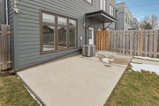 1120 Pitner Avenue, Evanston, IL 60202