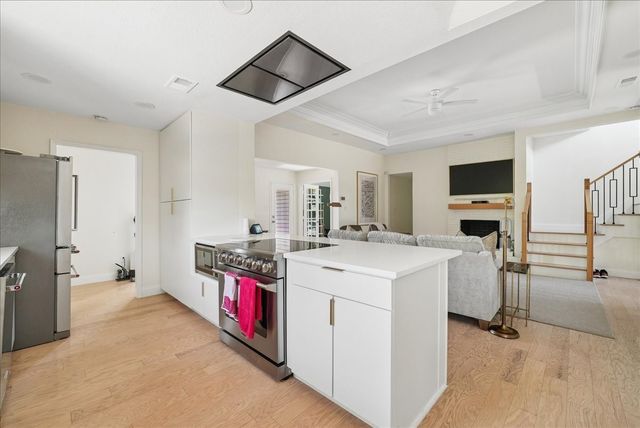 6035 Berry Trail Court, Dallas, TX 75248