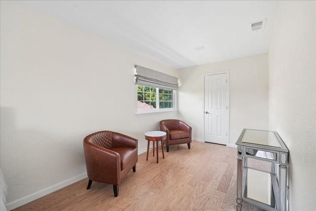 6035 Berry Trail Court, Dallas, TX 75248