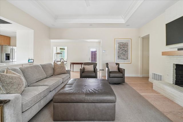 6035 Berry Trail Court, Dallas, TX 75248
