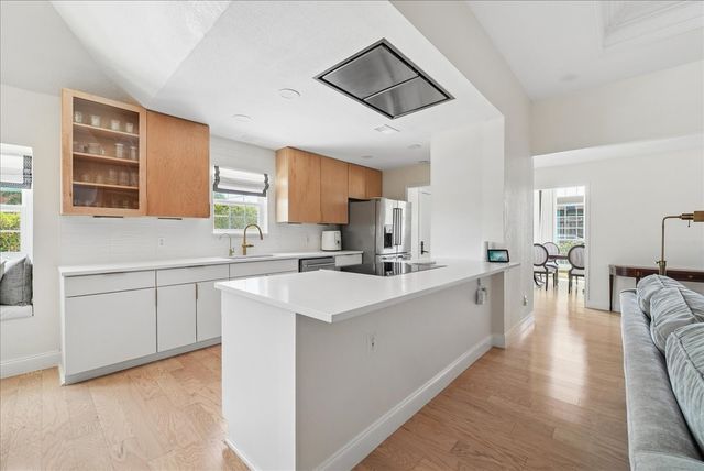 6035 Berry Trail Court, Dallas, TX 75248
