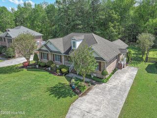 4002 Treetops Circle, Winterville, NC 28590