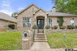 1103 Laurelwood Dr, Tyler, TX 75703
