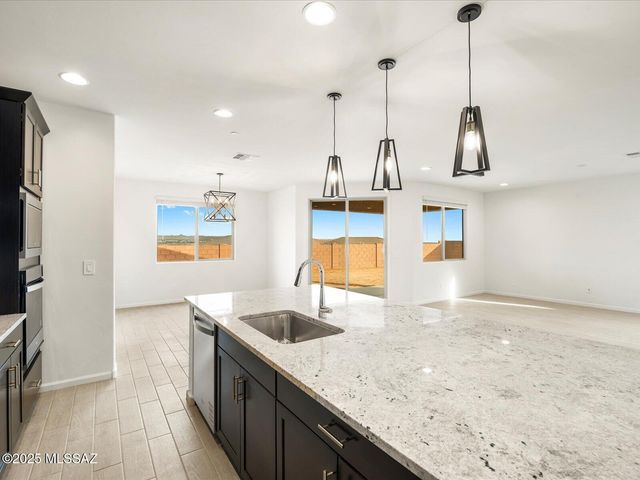 279 N Papershells Place, Sahuarita, AZ 85629