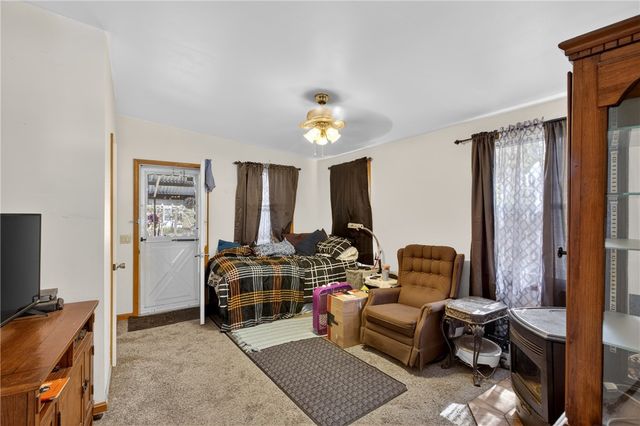 45 Sherwood Valley Lane, Coventry, RI 02816