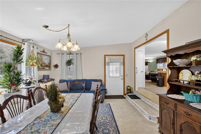 45 Sherwood Valley Lane, Coventry, RI 02816