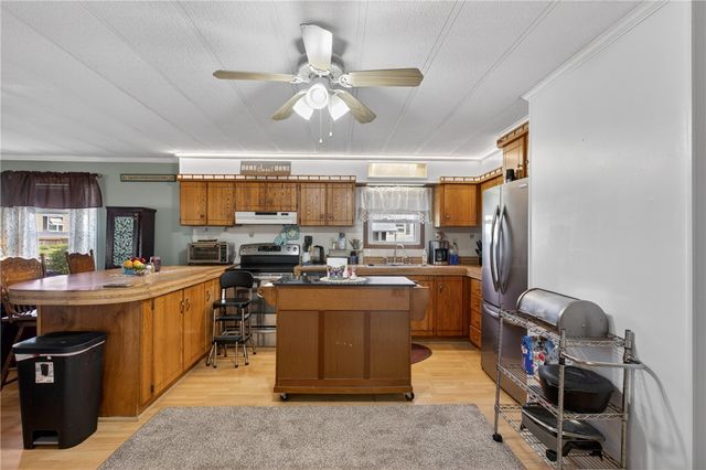 45 Sherwood Valley Lane, Coventry, RI 02816