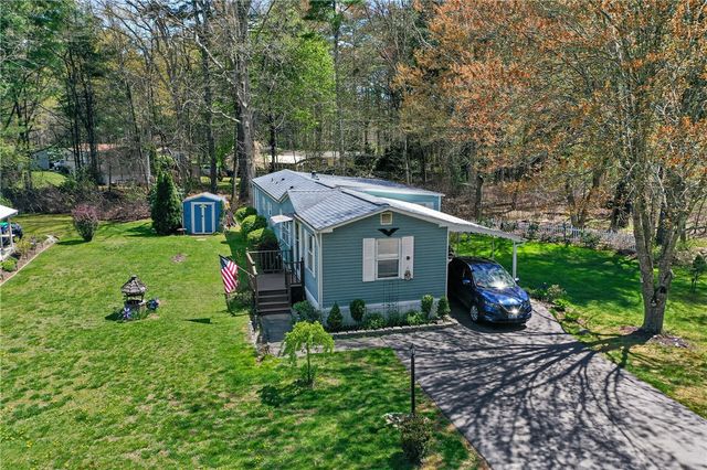 45 Sherwood Valley Lane, Coventry, RI 02816