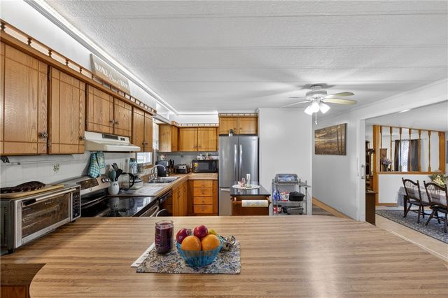 45 Sherwood Valley Lane, Coventry, RI 02816