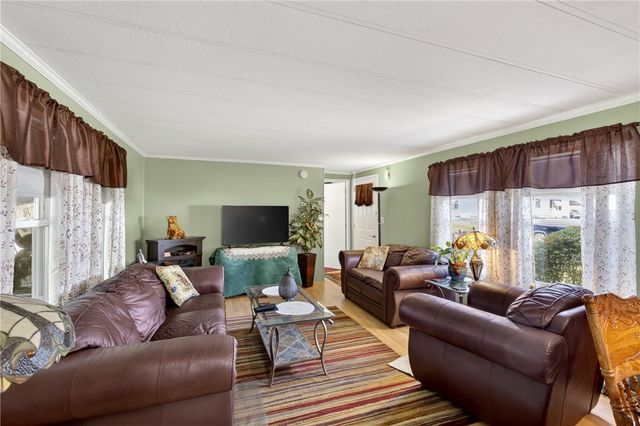 45 Sherwood Valley Lane, Coventry, RI 02816