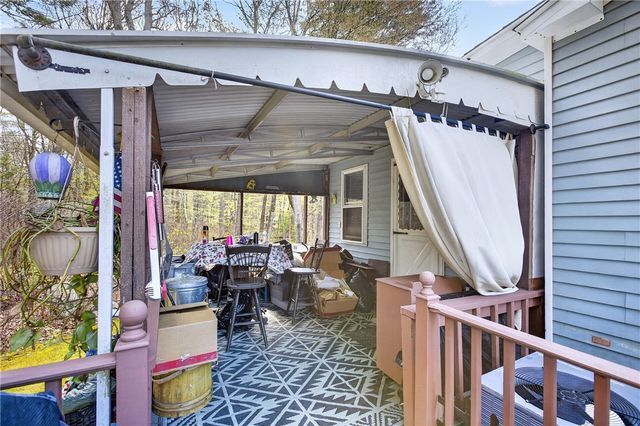 45 Sherwood Valley Lane, Coventry, RI 02816