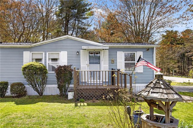 45 Sherwood Valley Lane, Coventry, RI 02816