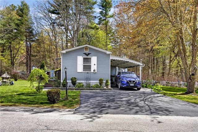 45 Sherwood Valley Lane, Coventry, RI 02816