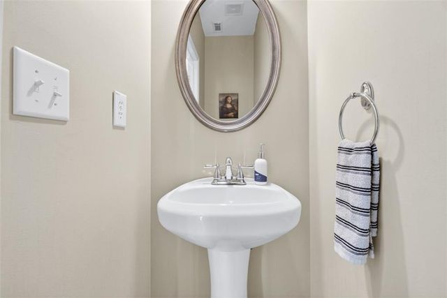 558 Austin Creek Drive, Buford, GA 30518