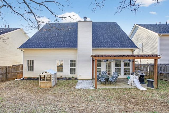 558 Austin Creek Drive, Buford, GA 30518