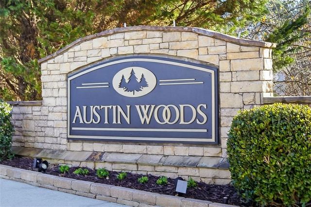 558 Austin Creek Drive, Buford, GA 30518