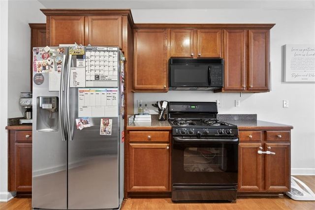 558 Austin Creek Drive, Buford, GA 30518