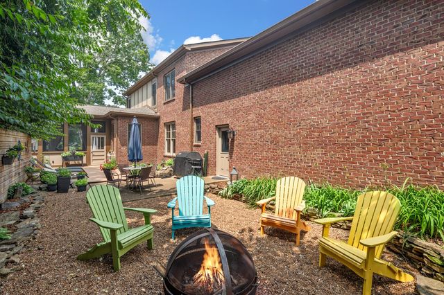 4189 Belmont Park Ter, Nashville, TN 37215