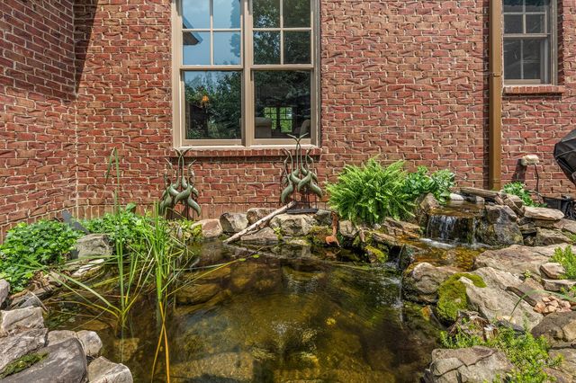 4189 Belmont Park Ter, Nashville, TN 37215