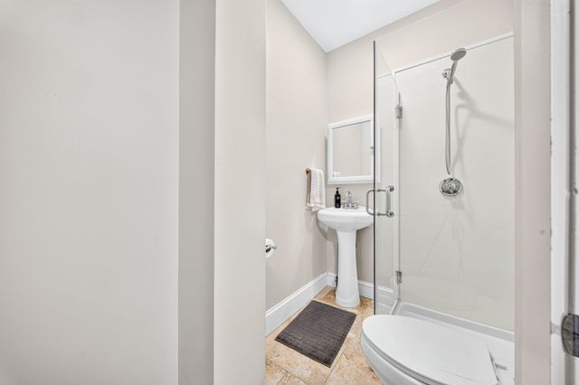 542 Shirley St, Winthrop, MA 02152