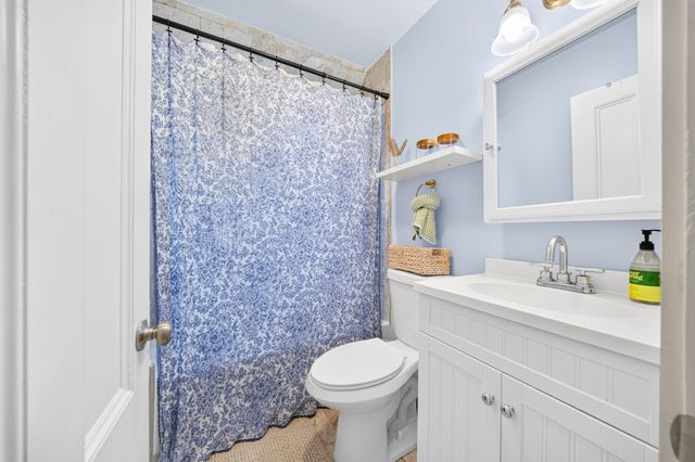 542 Shirley St, Winthrop, MA 02152