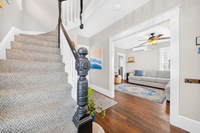 542 Shirley St, Winthrop, MA 02152