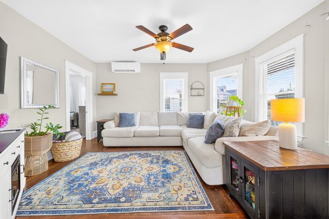 542 Shirley St, Winthrop, MA 02152