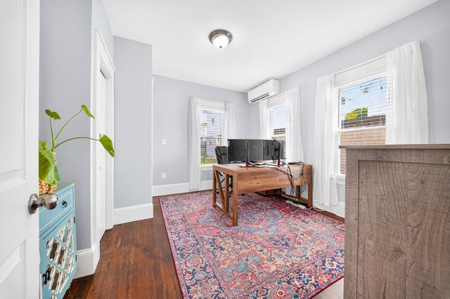542 Shirley St, Winthrop, MA 02152